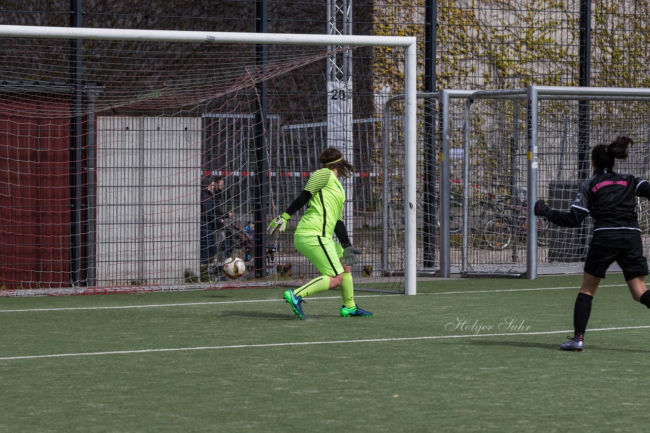 Bild 105 - B-Juniorinnen St.Pauli - C-Juniorinnen SV Steinhorst : Ergebnis: 1:2